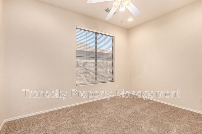 Building Photo - 3723 E Linda Ct