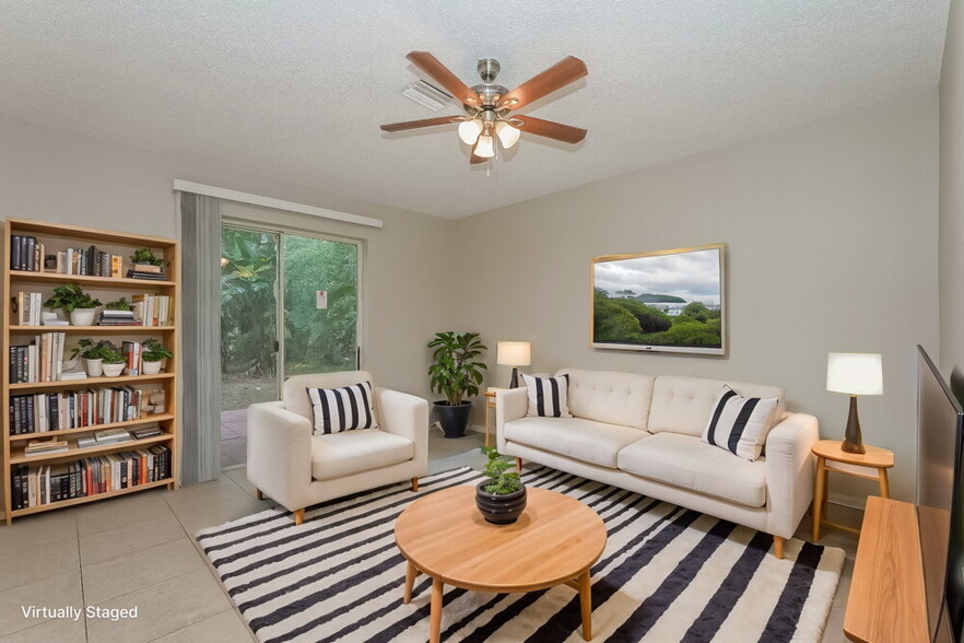 Building Photo - 8723 Morrison Oaks Ct