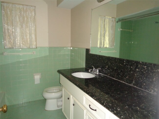 Building Photo - 11215 Mayfield Rd