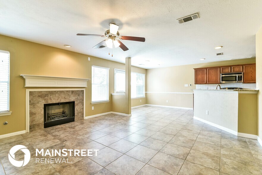 Building Photo - 18415 Green Cypress Ct