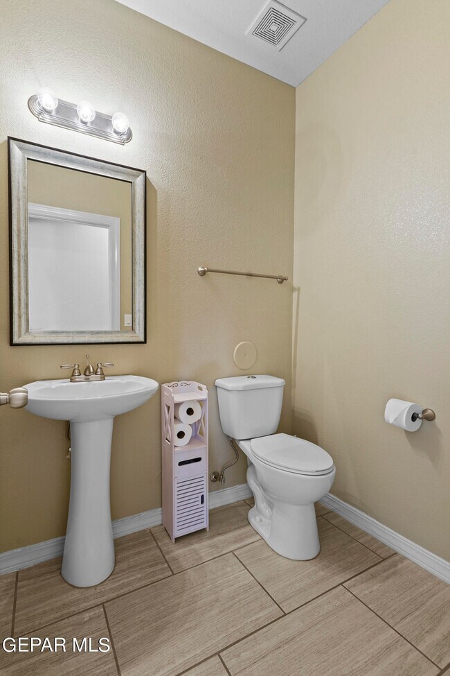 Building Photo - 12616 Arrow Weed Dr