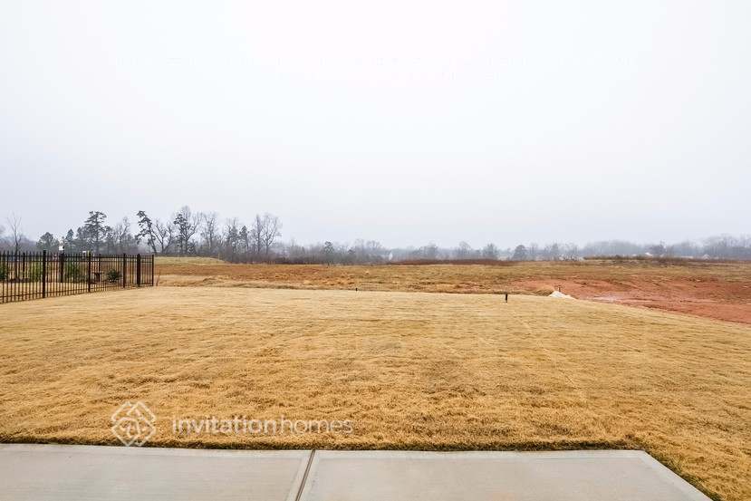 Building Photo - 186 Glastonbury Dr