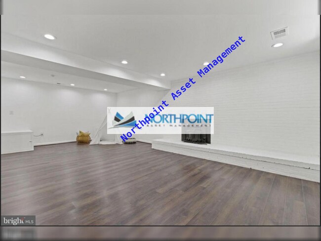 Building Photo - 3704 Blackwater Rd