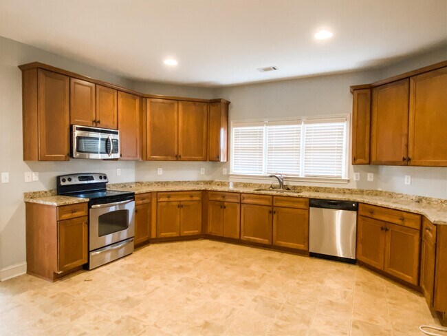 Building Photo - 22844 Rimbred Ct