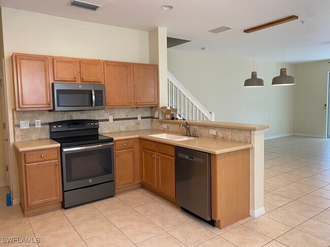 Building Photo - 16162 Ravina Way