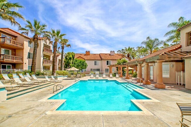 Beautiful pool area - 25252 Via Lido