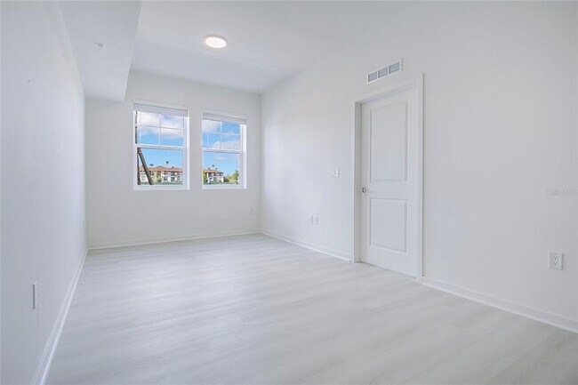 Building Photo - 5579 Millennia Park Dr