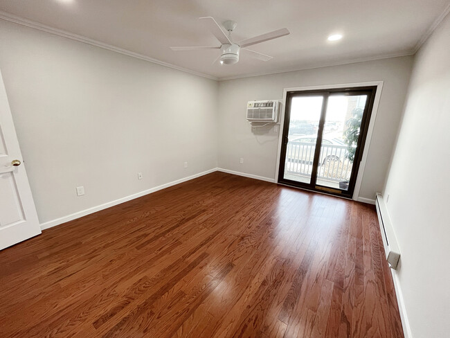 Bedroom - 1382 Ocean Ave