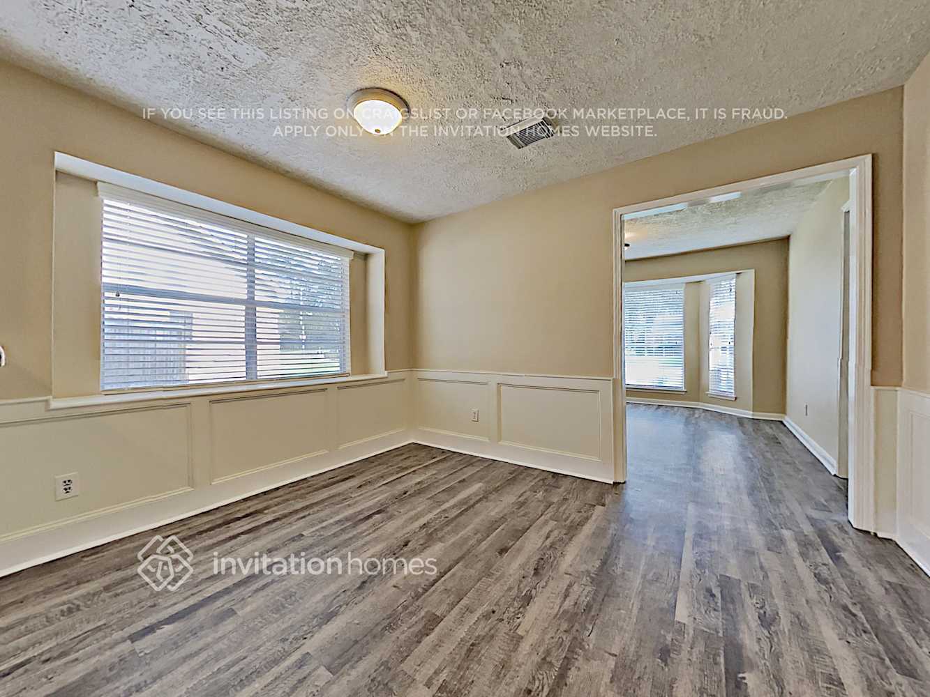 Building Photo - 15027 Pebble Bend Dr