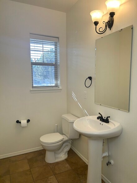 Building Photo - 8896 W Shoup Dr