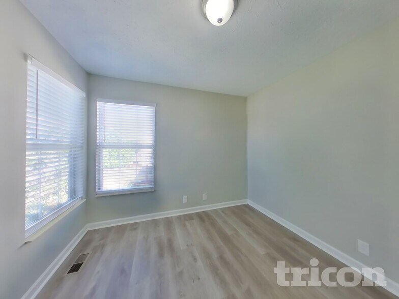 Building Photo - 1022 Ridge Trail