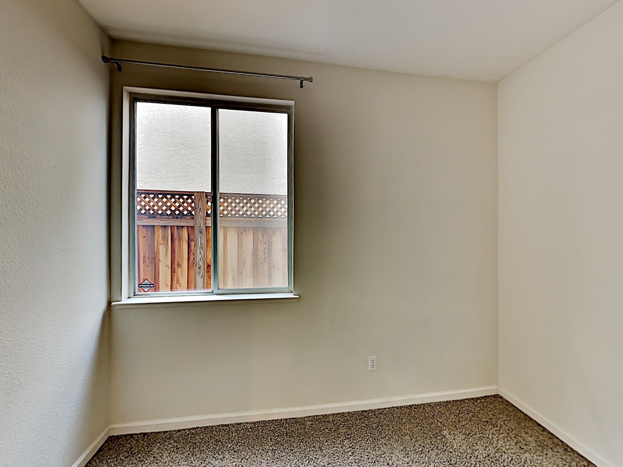 Building Photo - 133 Bridgeway Ct