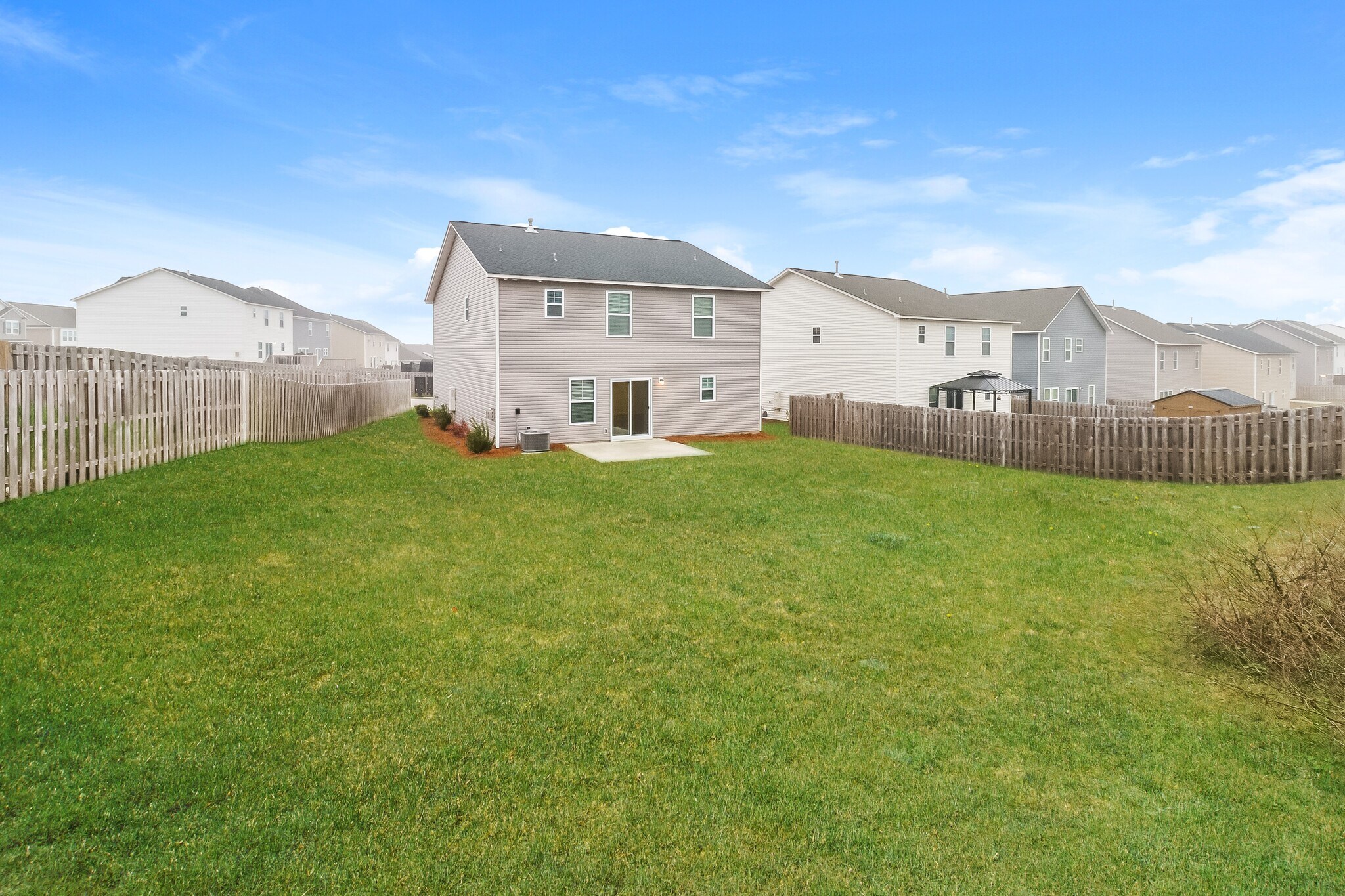 Building Photo - 1041 Winter Wy