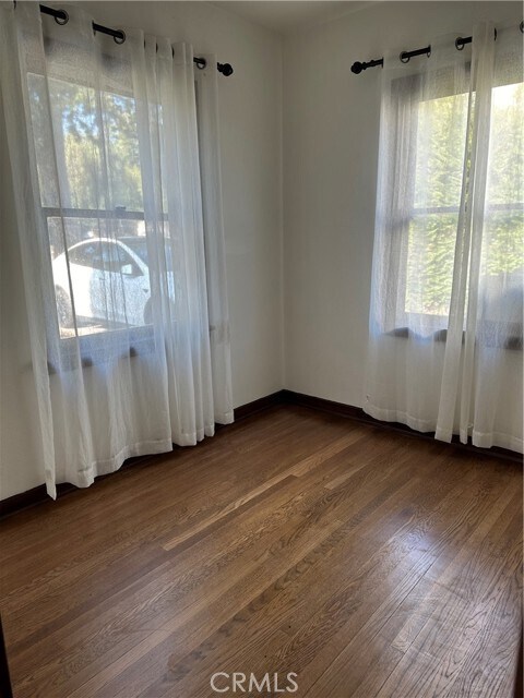 Building Photo - 1054 N Euclid Ave