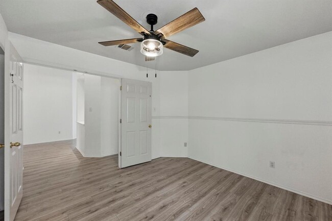 Building Photo - 8717 Corran Ferry Dr