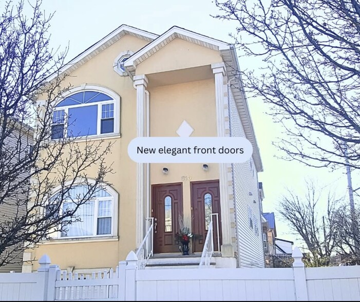 Mahogany front door + storm door - 510 Bedford Ave