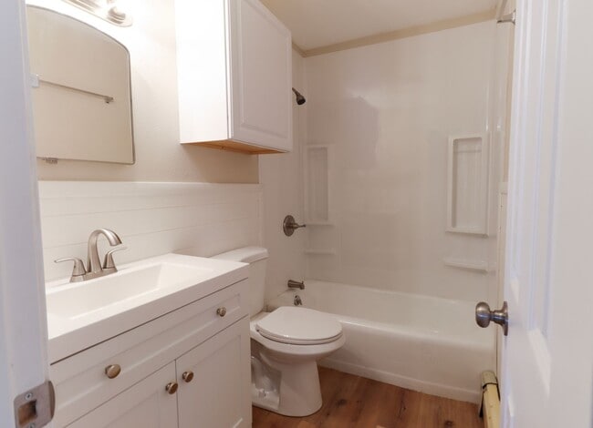 Building Photo - 306 MO-124