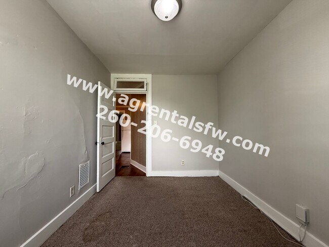 Building Photo - 2919 S Harrison St