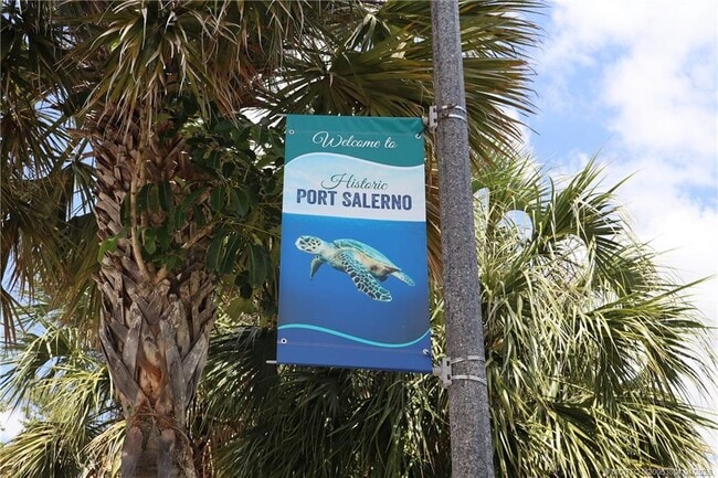 Building Photo - 4982 SE Railway Ave