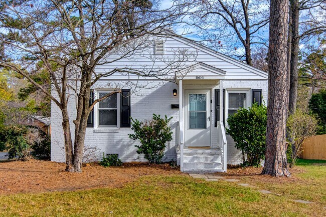 Primary Photo - Adorable Duplex Off N Josephine Boyd - Ful...