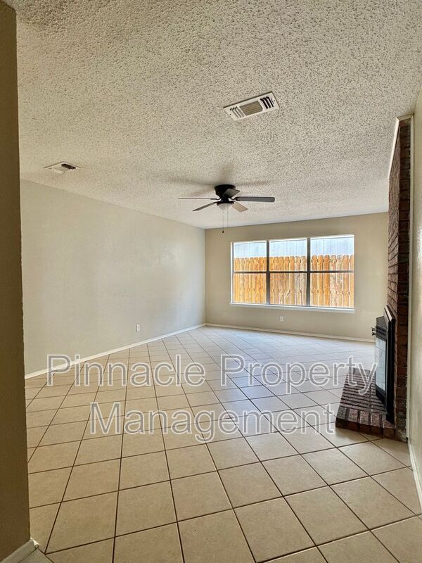 Building Photo - 1237 Tres Rios Dr