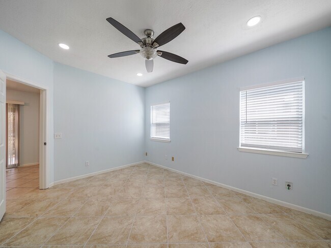 Building Photo - 9534 Cannock Chase Dr