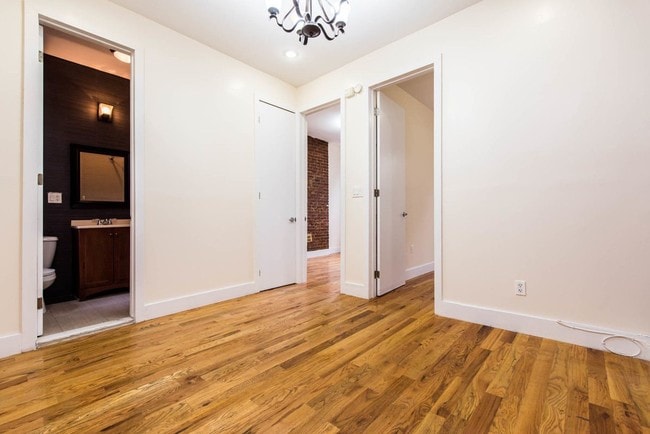 Floorplan - 206 Scholes St