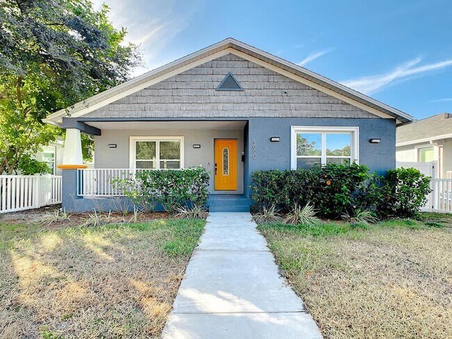 Primary Photo - 4650 10th Ave S