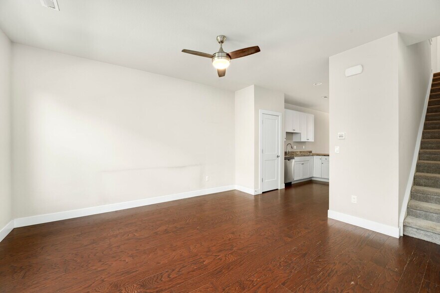 Building Photo - 1276 W 11th Ave