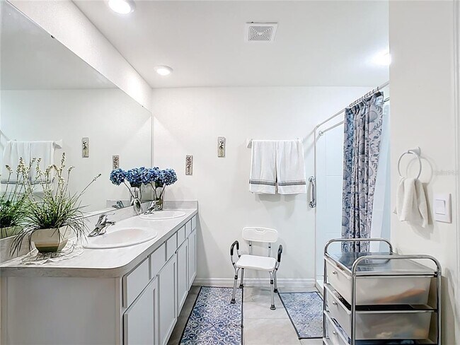 Building Photo - 7161 SW 135th Pl