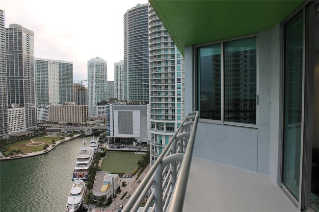 Building Photo - 325 S Biscayne Blvd