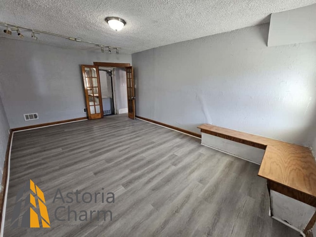 Building Photo - Updated 3 Bedroom + Free TV & PS5 with Move-In!!