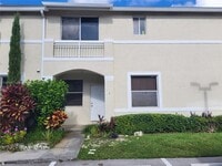 Building Photo - 820 NE 212th Terrace