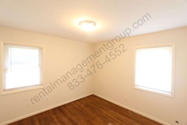 Building Photo - New On The Market with Fresh Updates!! Better Hurry!!