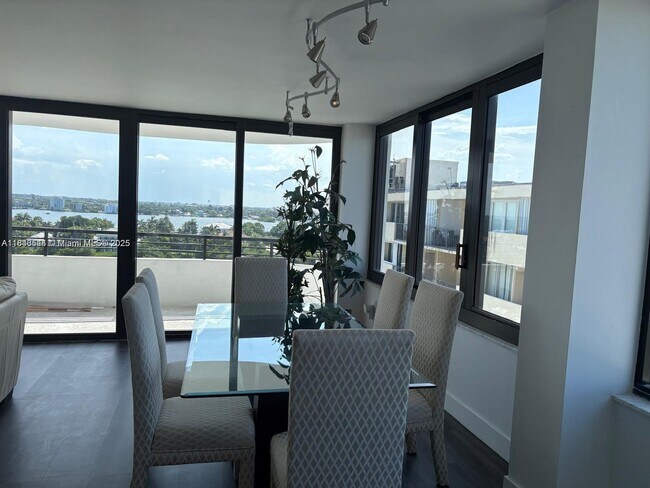Building Photo - 3589 S Ocean Blvd