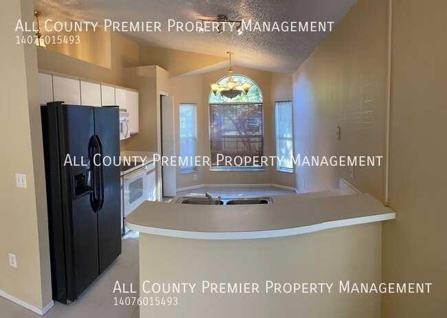 Building Photo - 4822 Muir Village