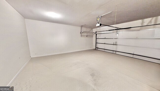 Building Photo - 2455 Westlington Cir