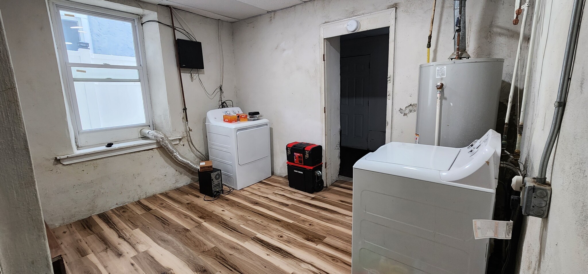 Building Photo - 3834 Manayunk Ave