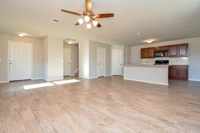 Building Photo - 23410 Briarstone Hbr Trl