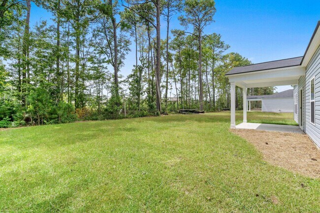 Building Photo - 1039 Harbor Dr
