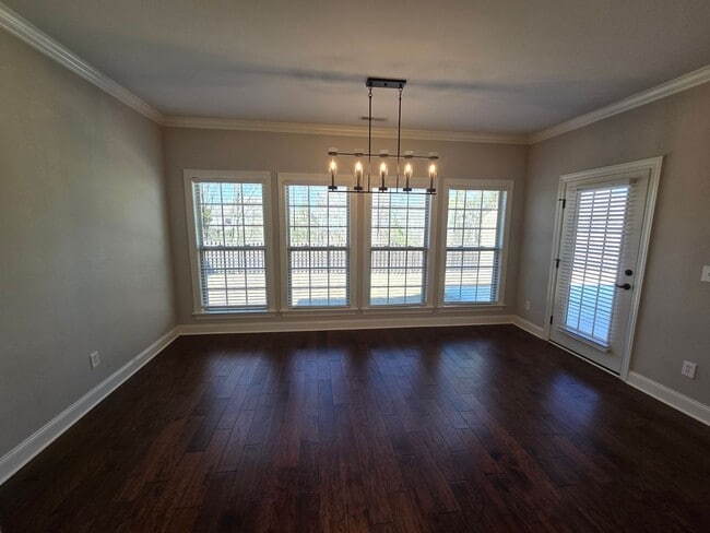 Building Photo - Gorgeous 3 Bedroom, 3 Bath Home Built in 2021- Madison, Alabama