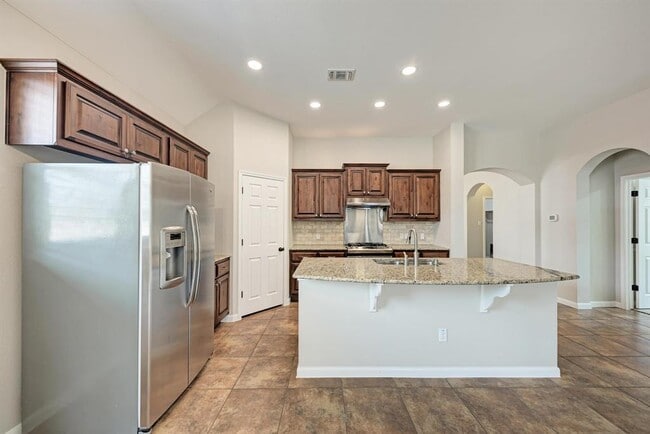 Building Photo - 108 Latitude Ln