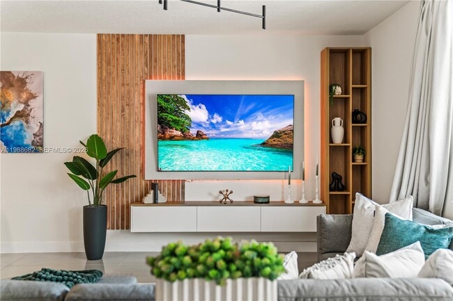 Building Photo - 4741 NW 84th Ave