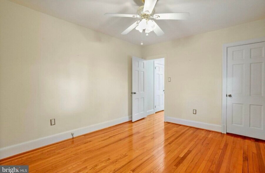 Building Photo - 130 Montague Ave