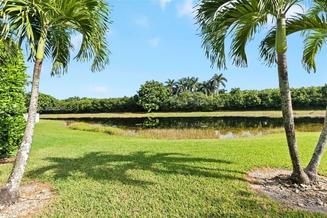 Building Photo - 1533 Cardinal Way