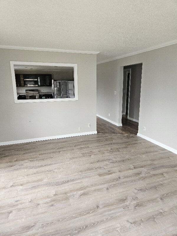 Building Photo - 62 Woodland St