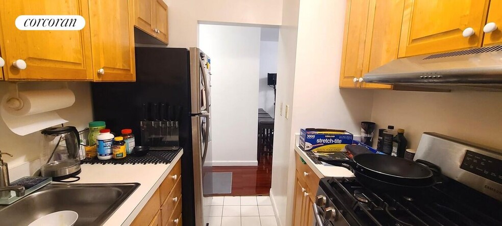 Building Photo - 34-30 10th St