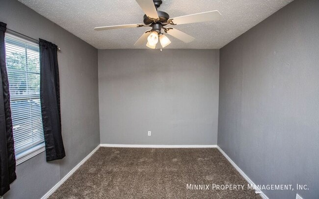 Building Photo - 4611 33rd St