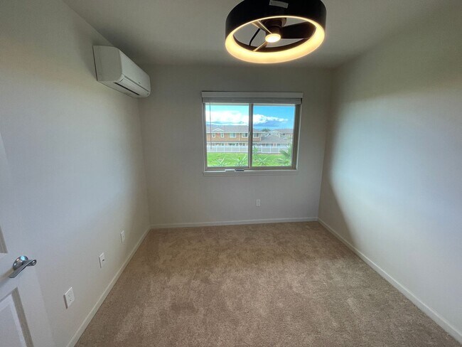 Building Photo - Kahoma Village 3 Bedroom Townhome