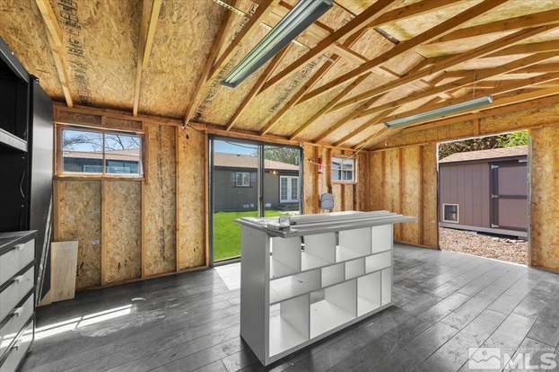 Building Photo - 990 Akard Dr